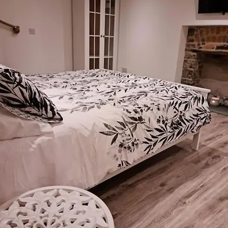 Luxury 300yr Old Irish Thatch Close To Sea Tatil Evi *